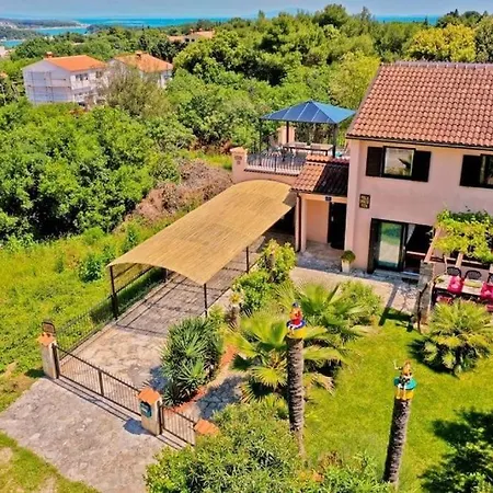 빌라 In Istria